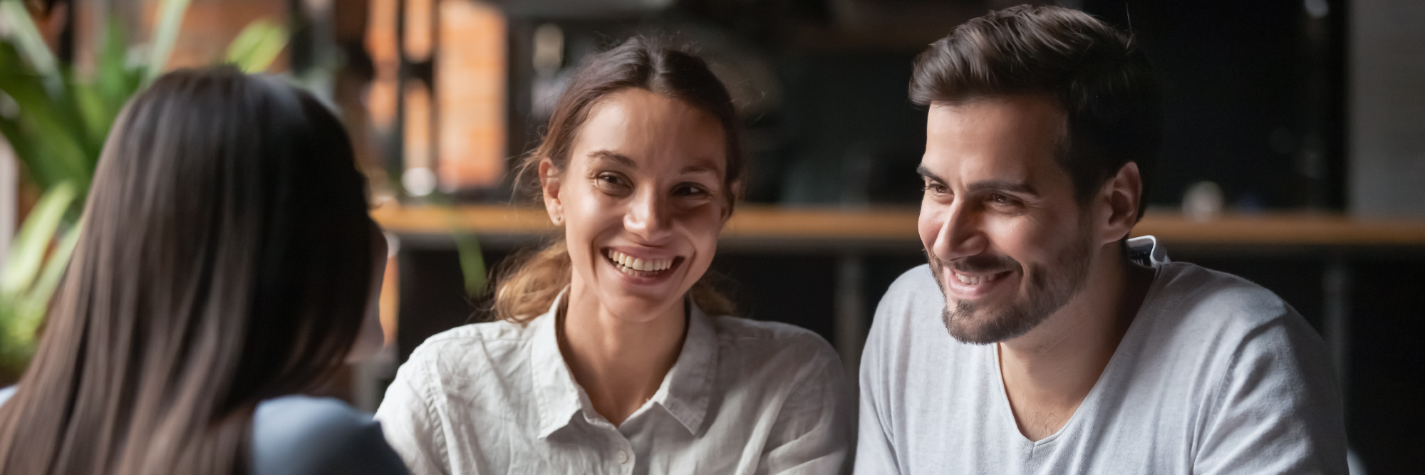 Par som taler med rådgiver