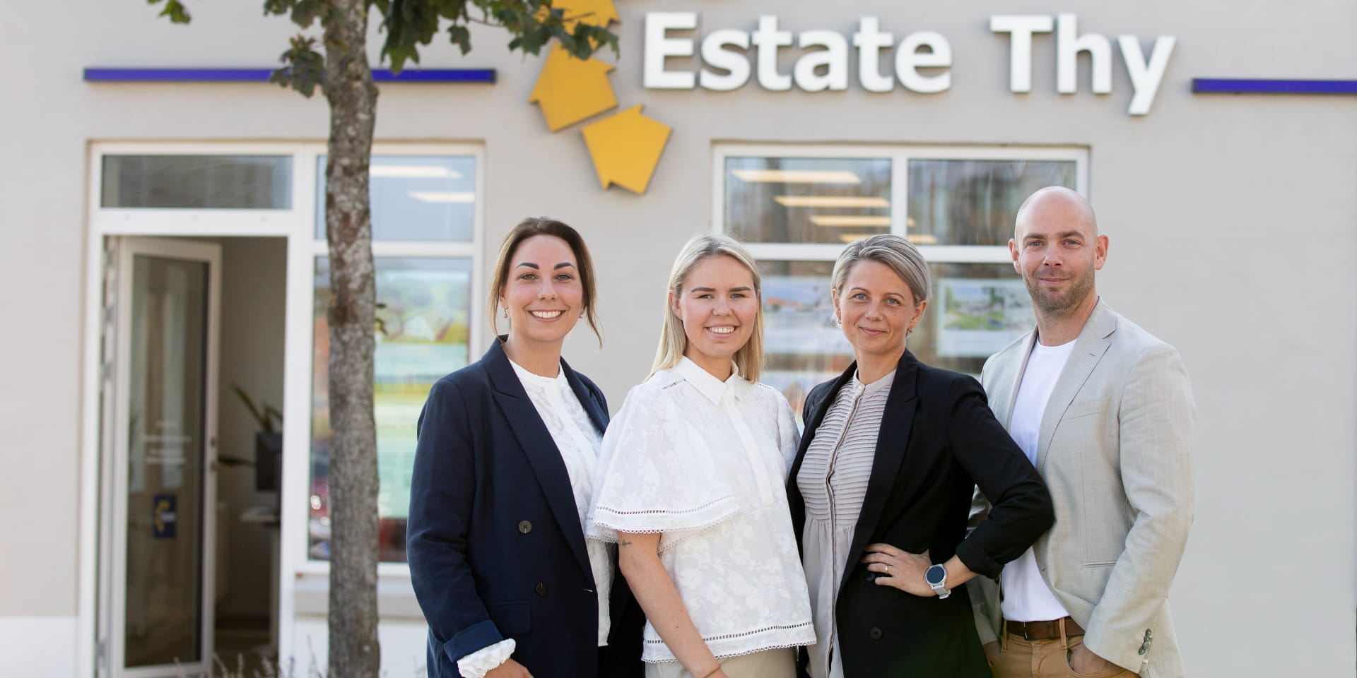 Estate Thy Facade